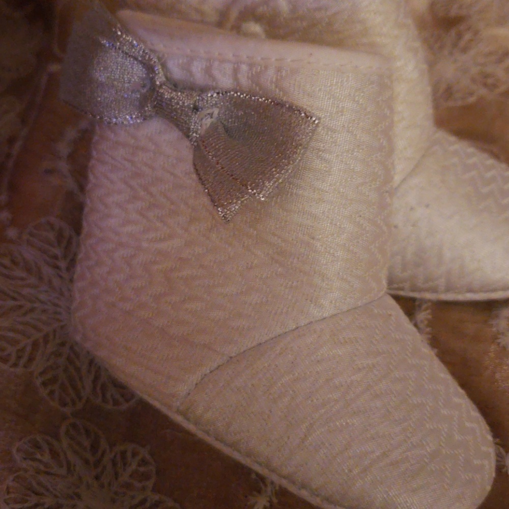 Baby shoes 0-6 months